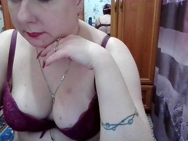 SophieNightAh live cam preview