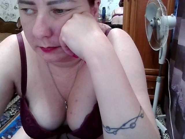 SophieNightAh live webcam show