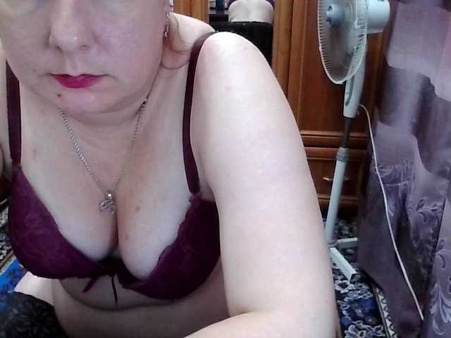 SophieNightAh live webcam show