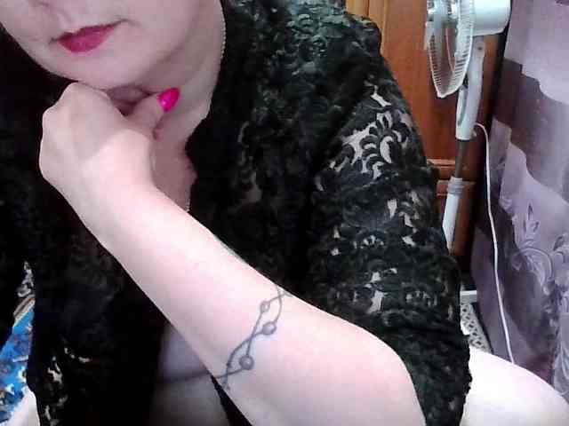 SophieNightAh webcam