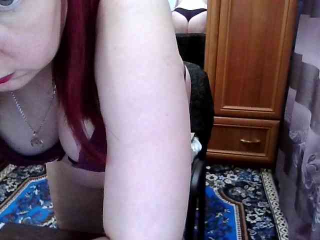 SophieNightAh webcam