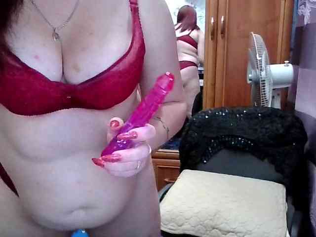 SophieNightAh webcam