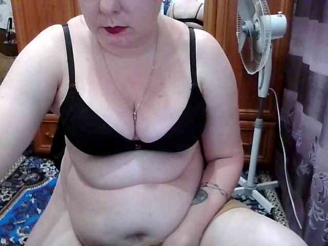 SophieNightAh webcam