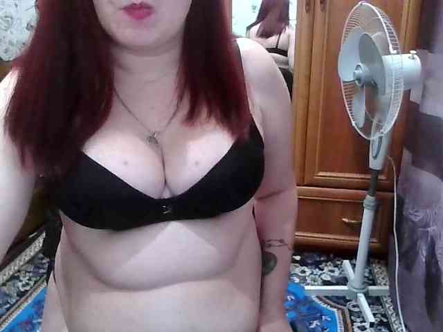SophieNightAh webcam