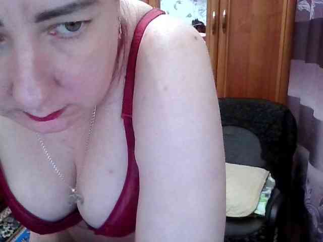 SophieNightAh webcam