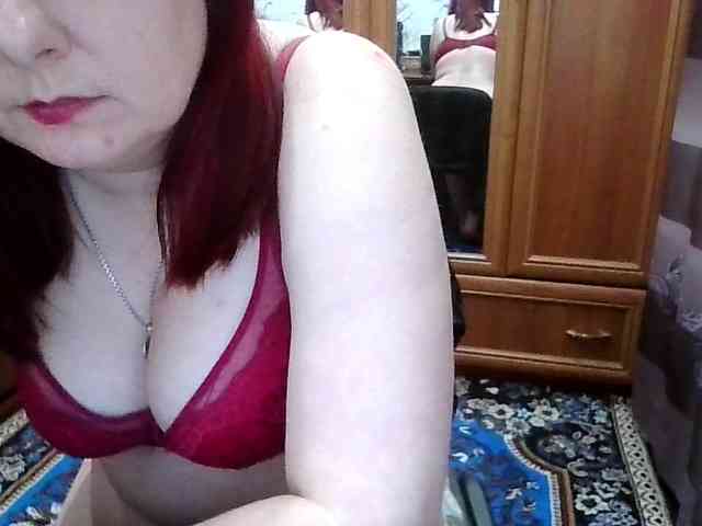 SophieNightAh webcam