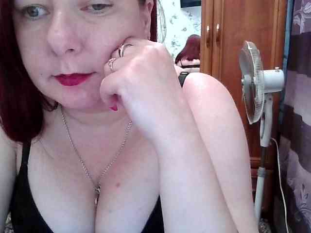 SophieNightAh webcam