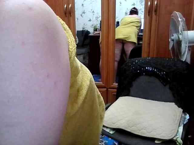 SophieNightAh webcam