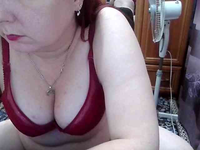 SophieNightAh webcam