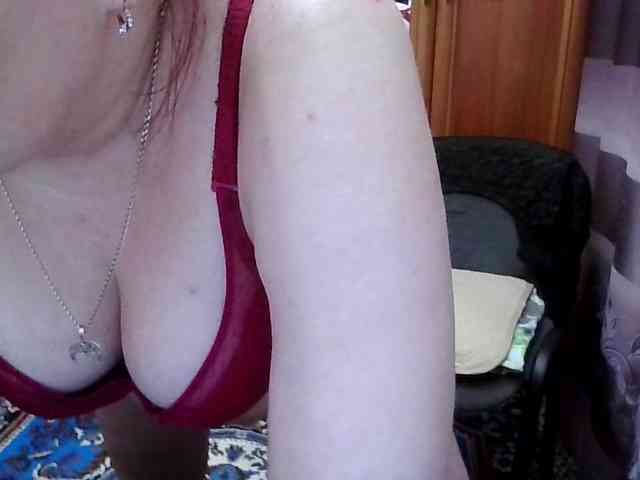SophieNightAh webcam
