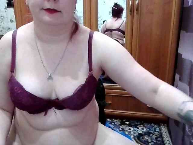 SophieNightAh webcam