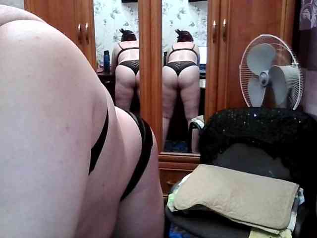 Sophienightah's cam show statistics and live stream