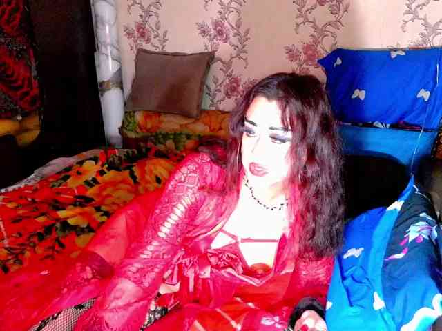 Lora-4 Live Webcam on BongaCams