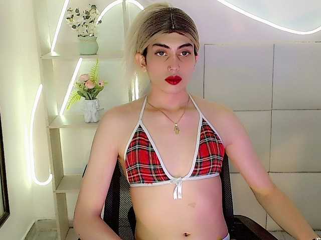 DanielaPink live cam