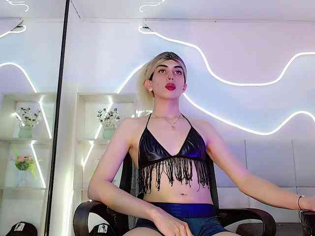 DanielaPink Live Webcam on BongaCams