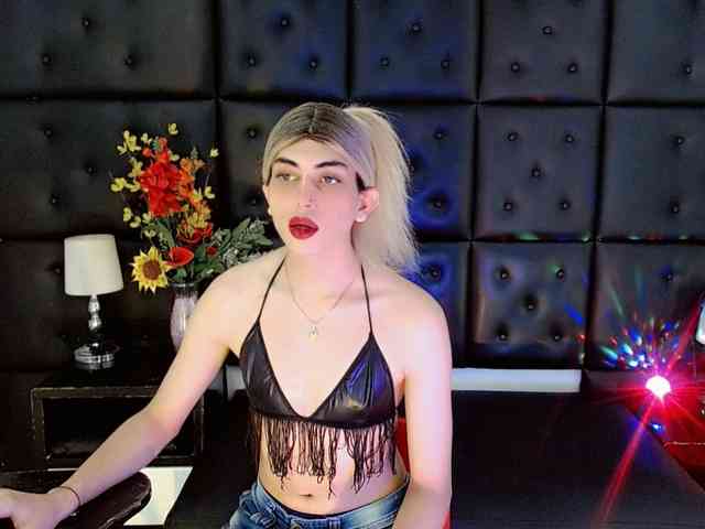 DanielaPink Live Webcam on BongaCams