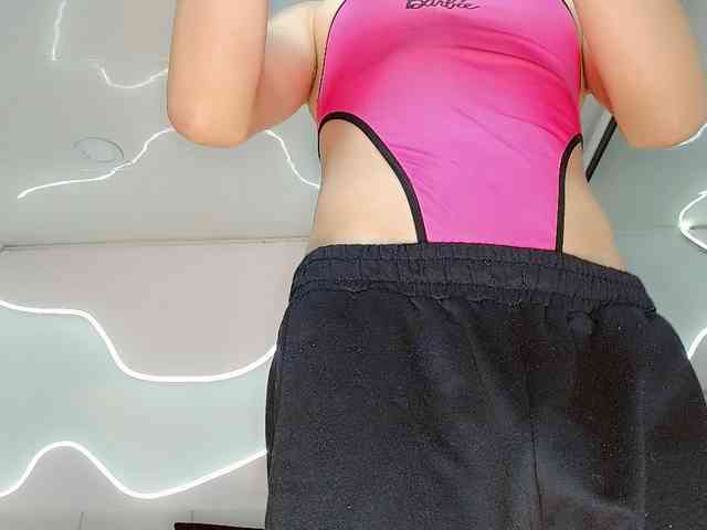 DanielaPink DanielaPink