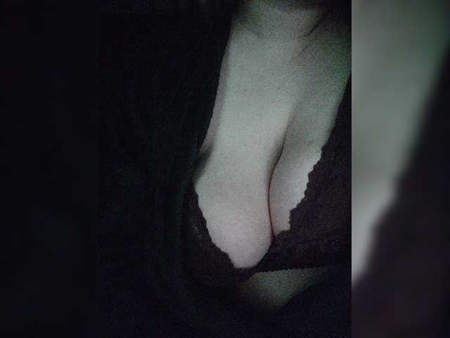 HotBrioche live cam on BongaCams