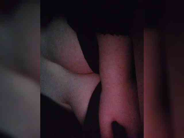 HotBrioche webcam