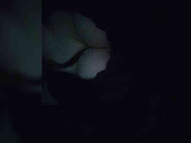 HotBrioche webcam