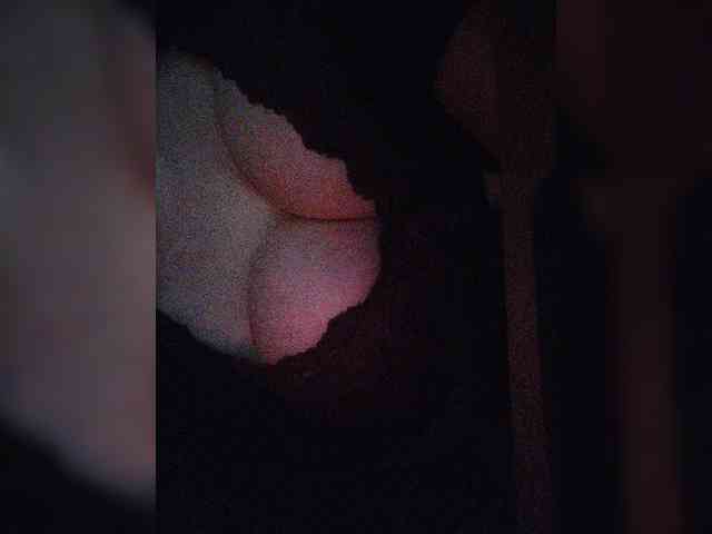 HotBrioche webcam