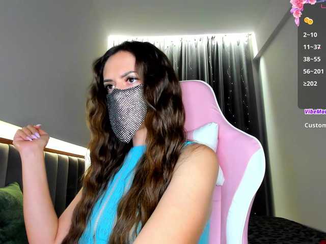 CharmAlina live cam on BongaCams