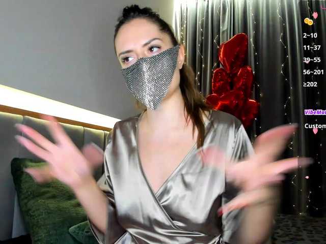 CharmAlina Live Cam on BongaCams