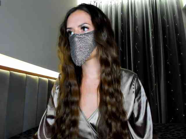 CharmAlina webcam