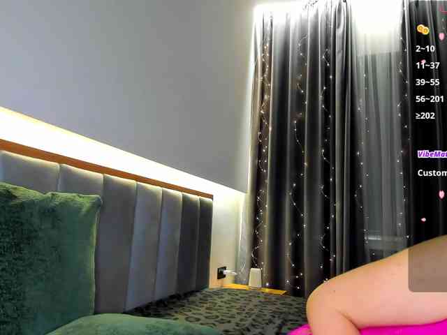 CharmAlina webcam