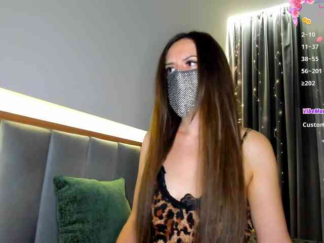 CharmAlina webcam