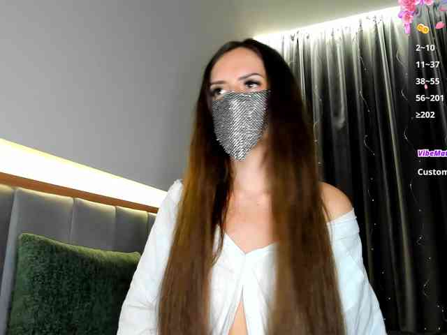 CharmAlina webcam