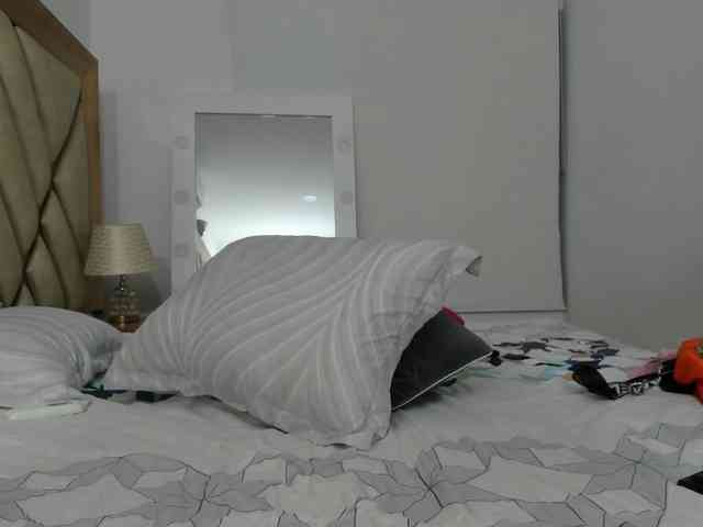 ElektraTs Live Webcam on BongaCams