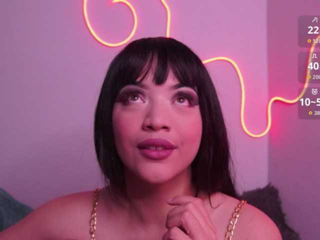 MaddisRock live cam on BongaCams