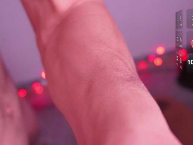 MaddisRock live cam on BongaCams