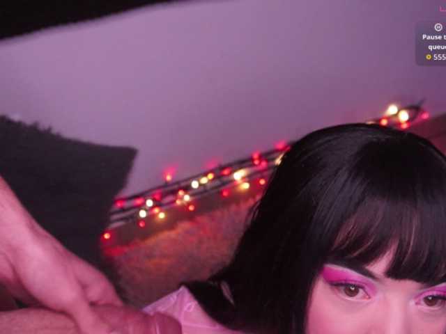 MaddisRock live cam on BongaCams