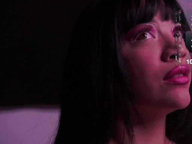 MaddisRock live cam on BongaCams
