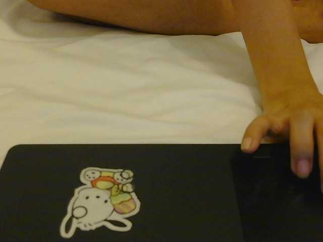 Mysteriouslovely live cam on BongaCams