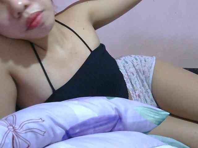 Mysteriouslovely webcam