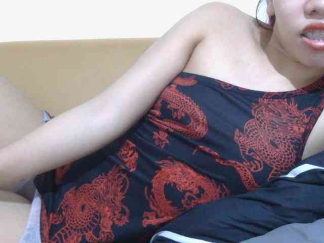 Mysteriouslovely webcam