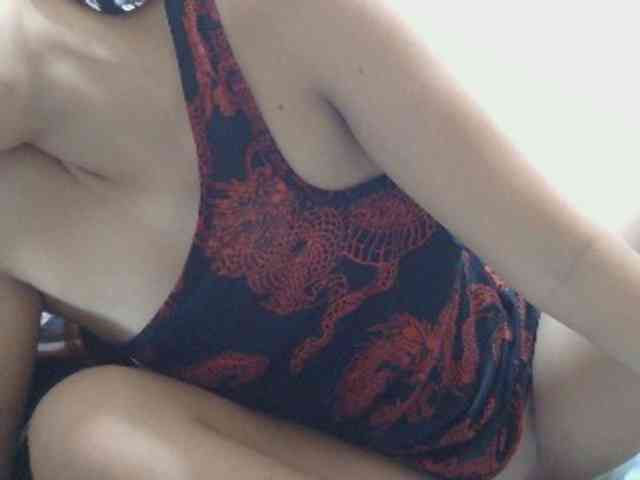 Mysteriouslovely webcam