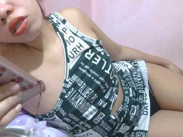 Mysteriouslovely webcam