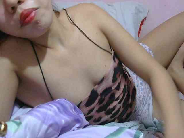 Mysteriouslovely webcam