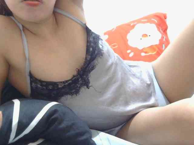 Mysteriouslovely webcam