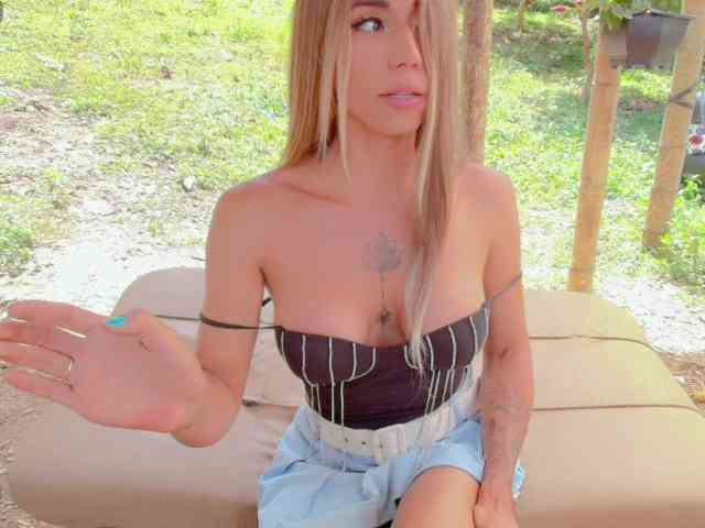 marajulie Live Webcam on BongaCams