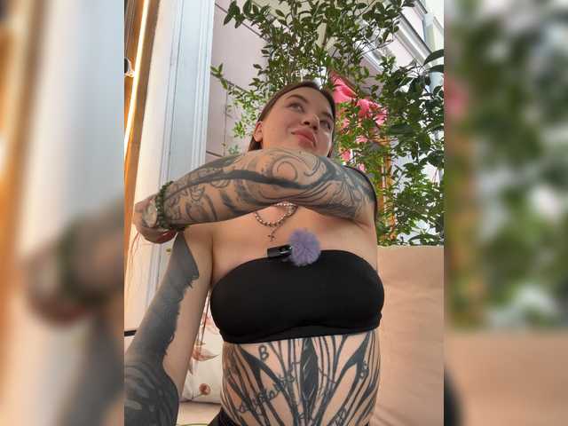 LINA69FEMDOM