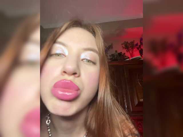  Lina69Goddesssss chat room