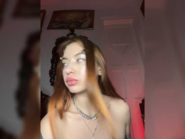 Lina69Goddesssss live cam on BongaCams