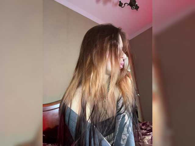 Lina69Goddesssss's BongaCams show and profile