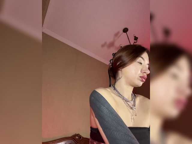  Lina69Goddesssss chat room