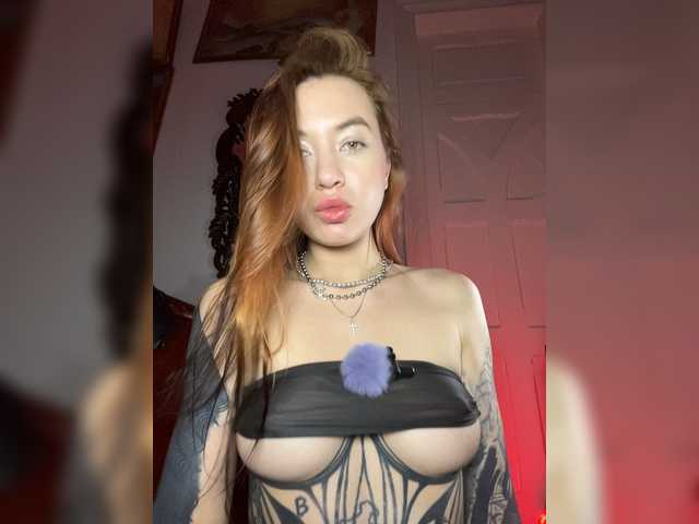 Lina69Goddesssss live cam on BongaCams
